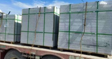 茂名 芝麻白花岗岩地铺石装车日常