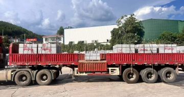 茂名 芝麻灰花岗岩地铺石出货日常