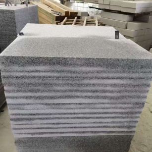 茂名 芝麻白5公分火烧地铺成品，900*400，规格可定制