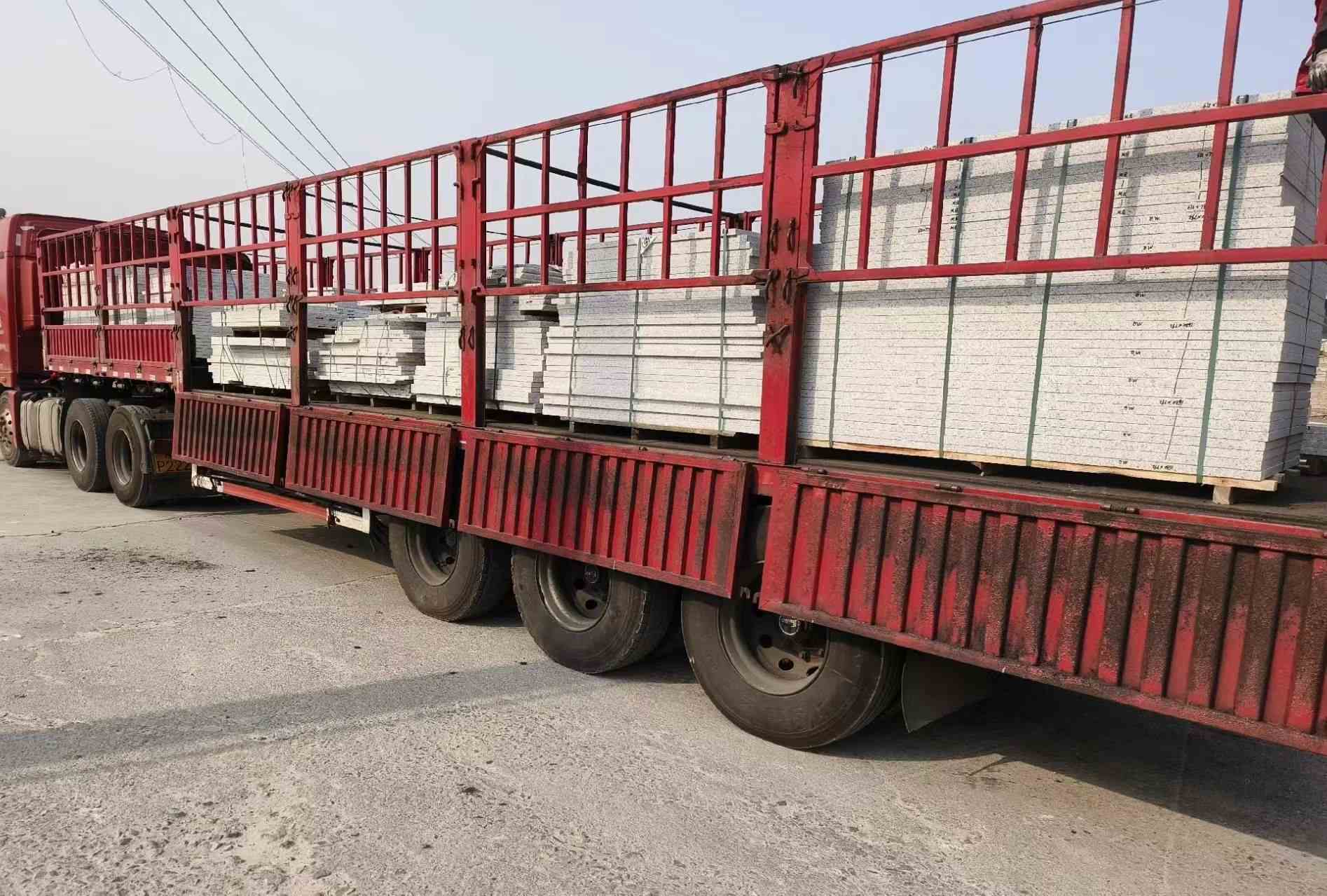 茂名 白麻荔枝面外墙干挂，工厂装车日常