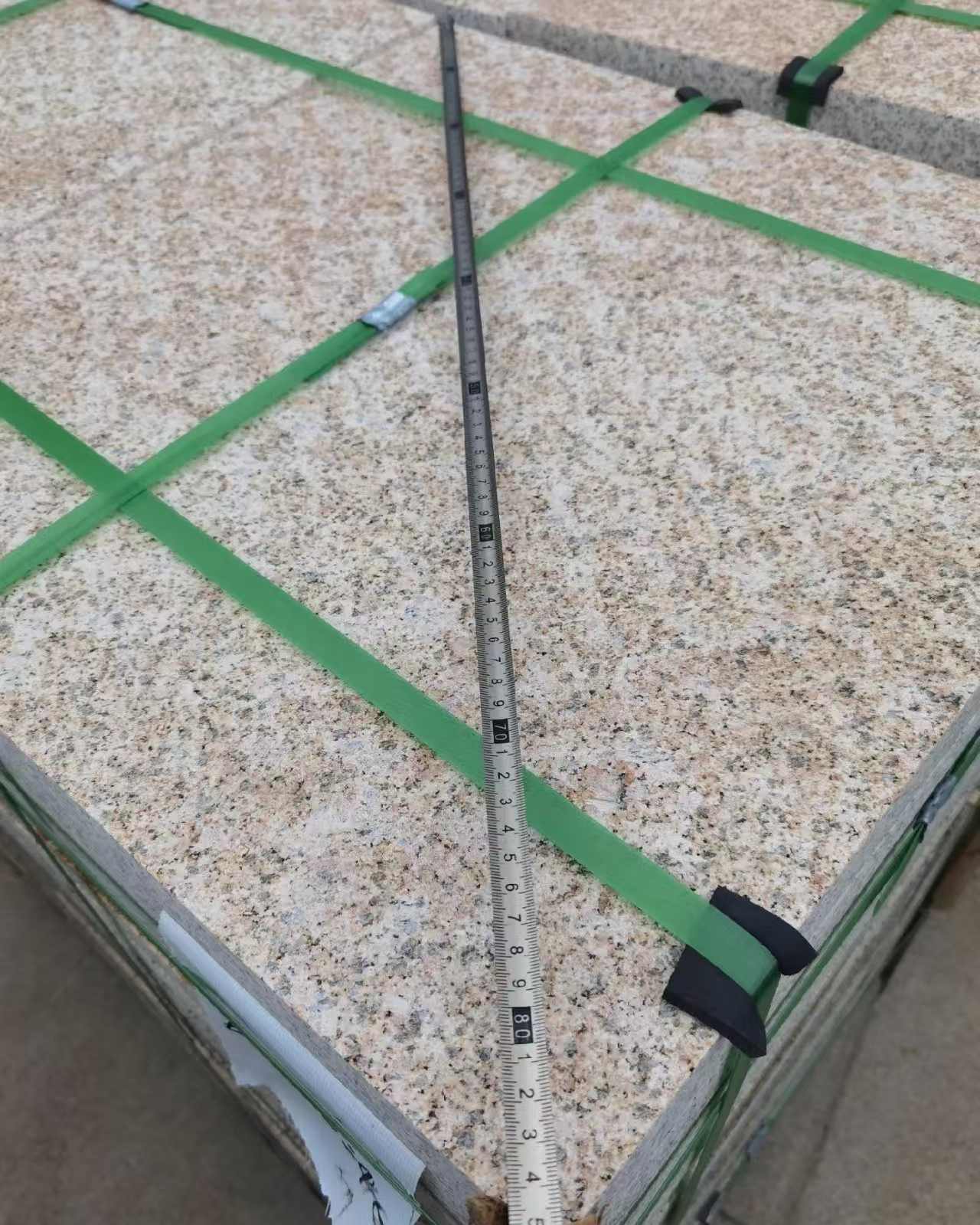 茂名 黄金麻火烧面地铺石