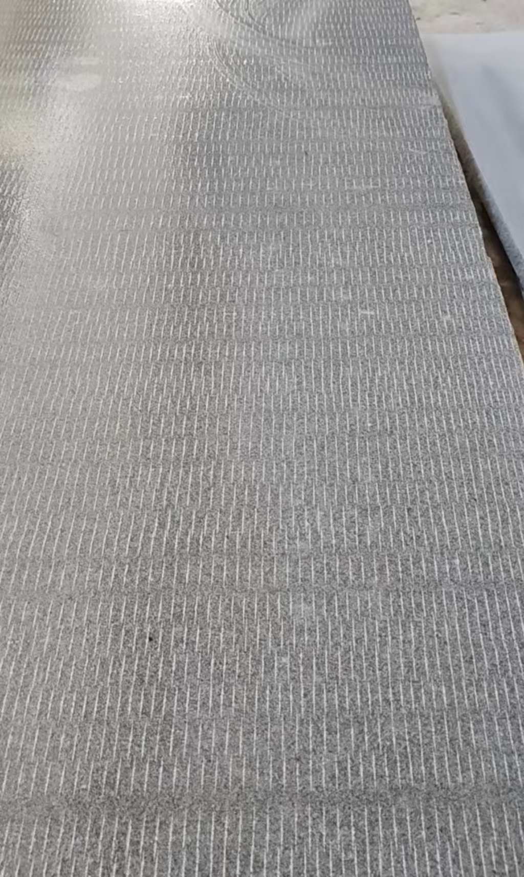 茂名 芝麻灰花岗岩斧剁面，刀斩面