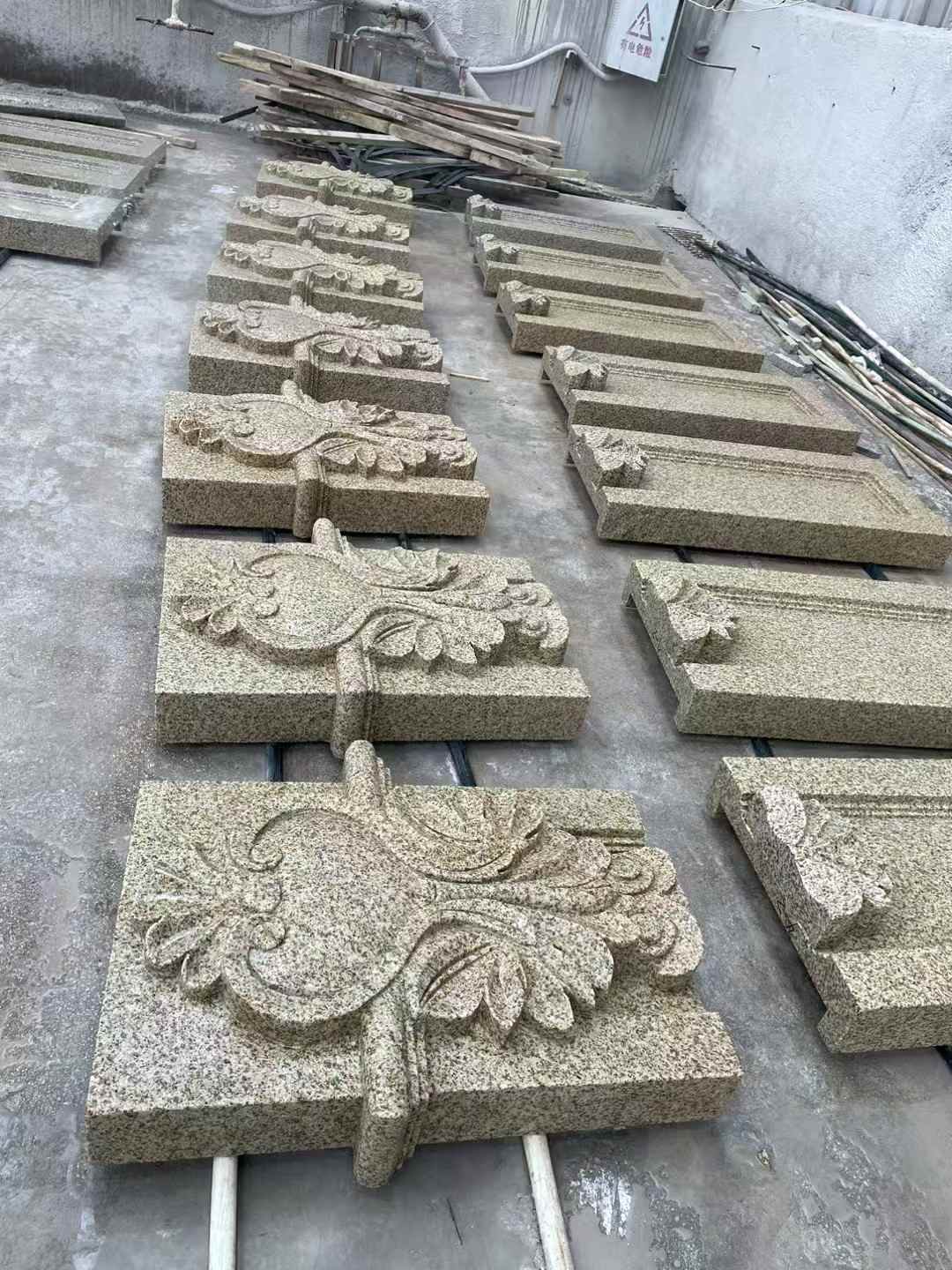茂名 黄金麻花岗岩别墅外墙雕刻板