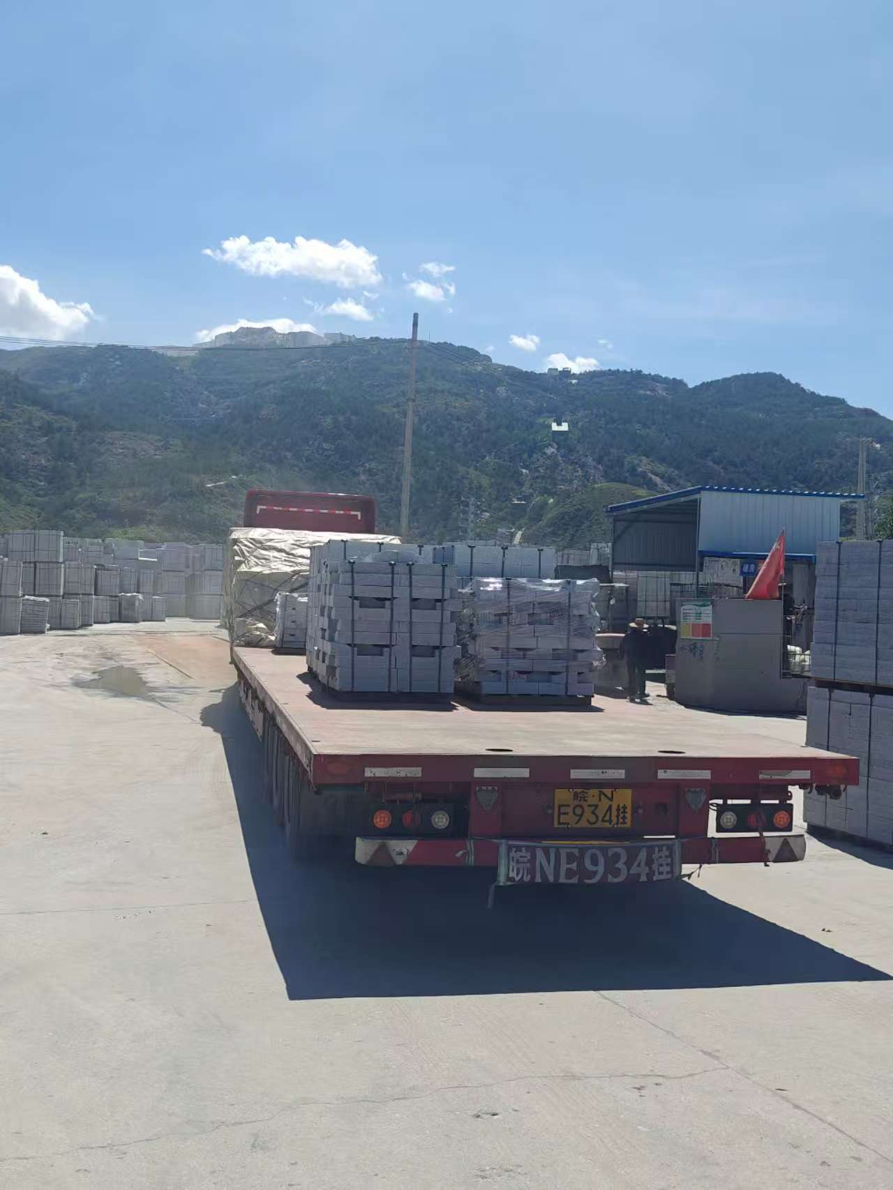 茂名 芝麻白仿形路沿石，直形路沿石