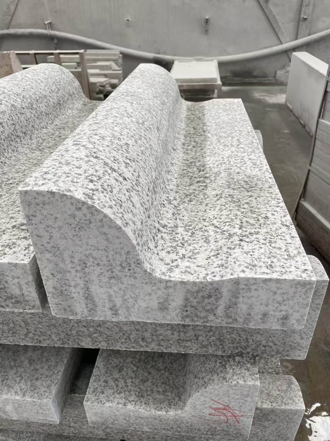 茂名 白麻花岗岩S型路沿石，路侧石，马路牙子等