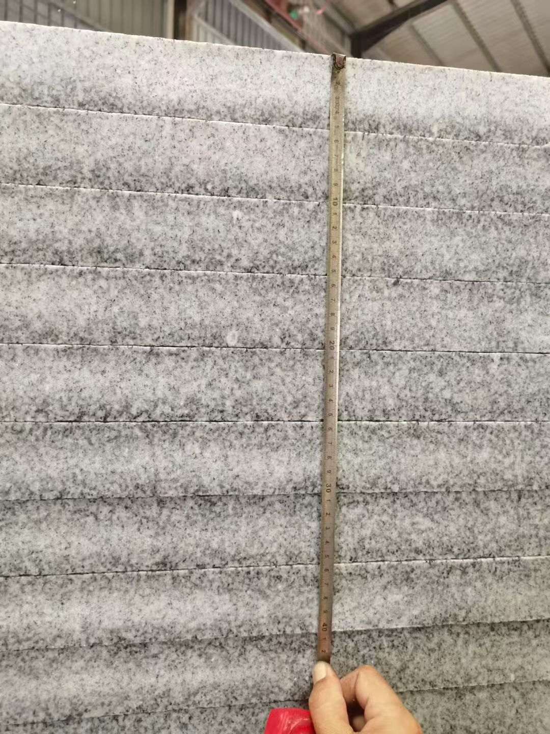 茂名 芝麻白火烧成品厚薄均匀，B料价格接近A料质量