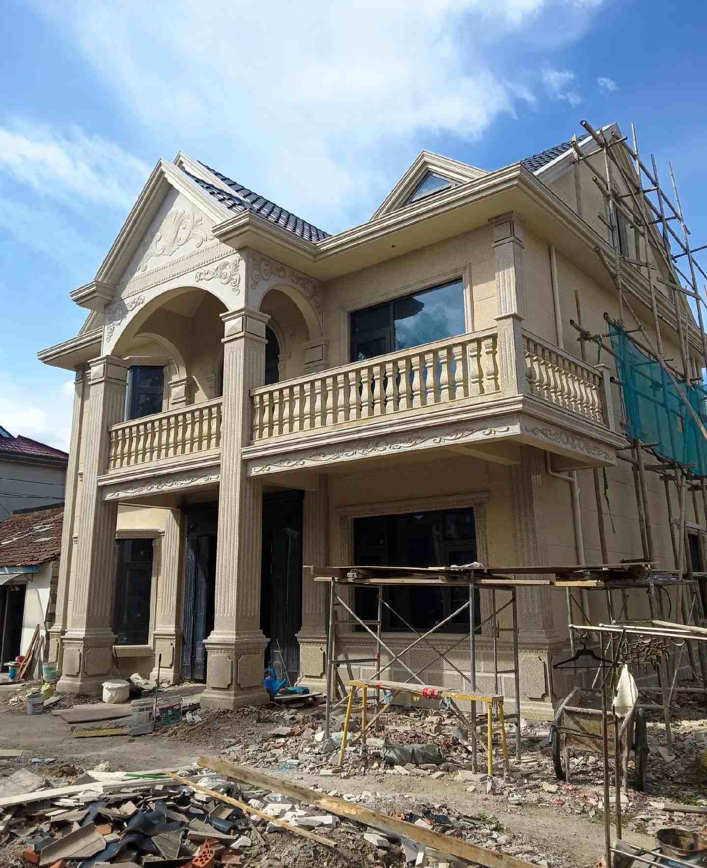 茂名 黄金麻花岗岩石材私人别墅雕花门楼柱阳台栏杆