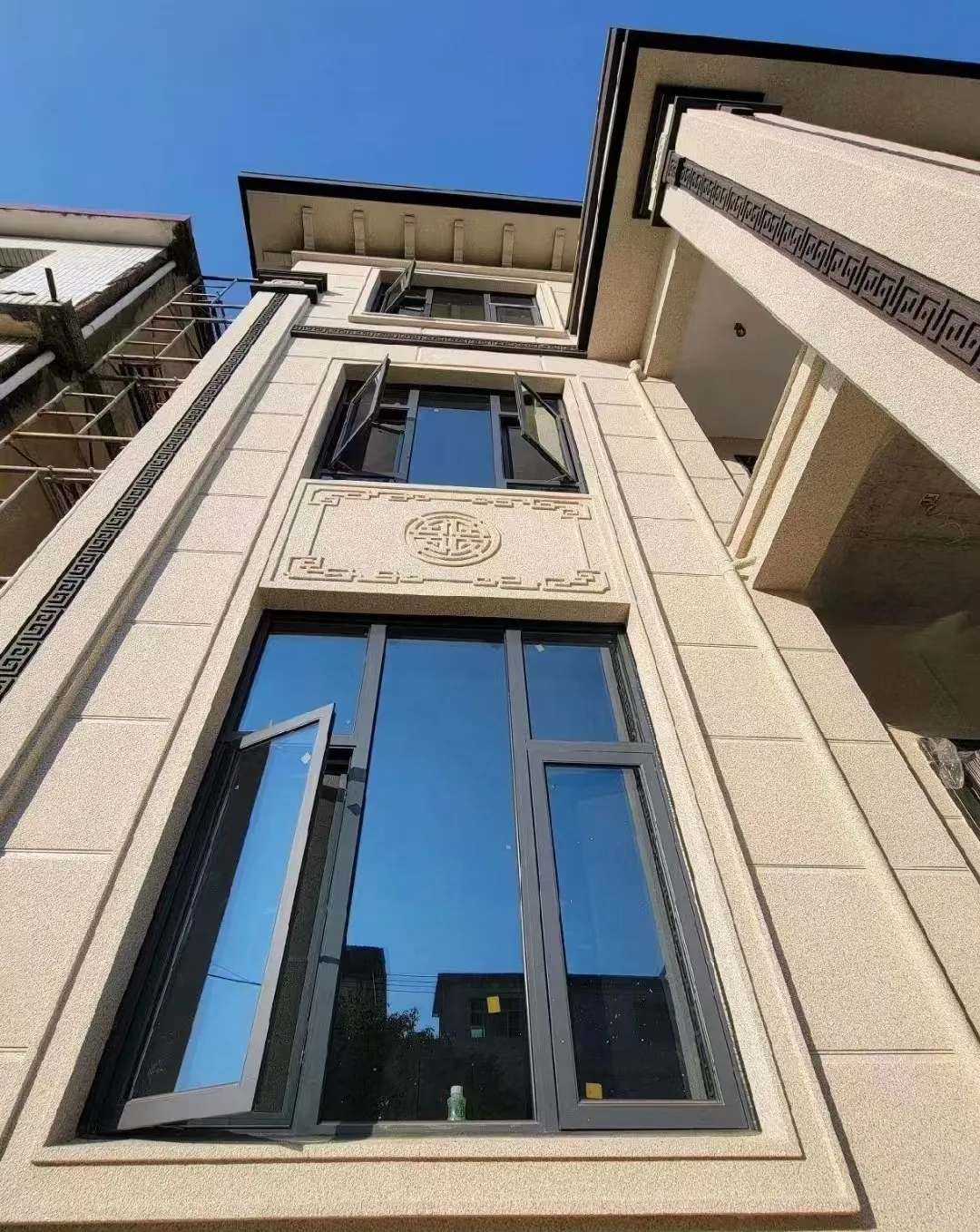 茂名 黄金麻荔枝面别墅外墙干挂效果展示